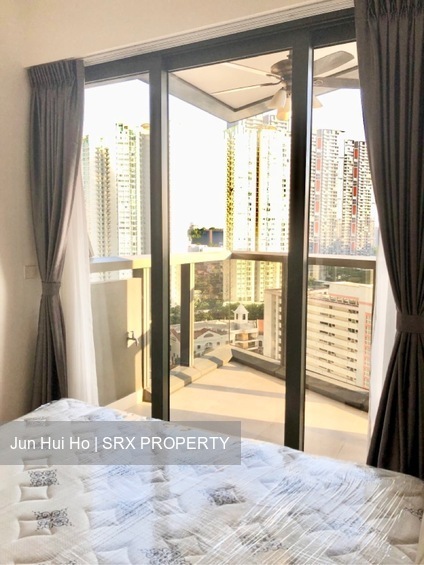 Commonwealth Towers (D3), Condominium #450713931